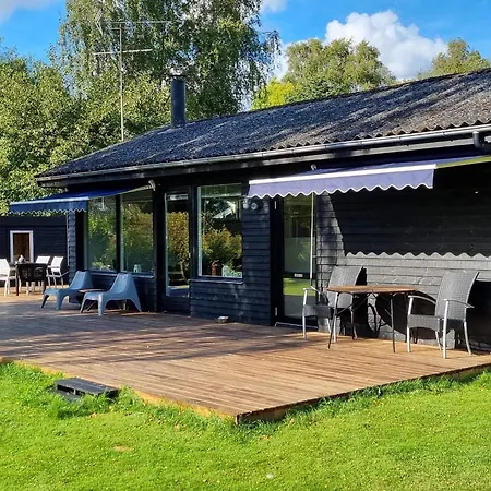 4 Person In Holbaek-by Traum